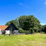 Style Near Balka With Tennis Court * Neksø